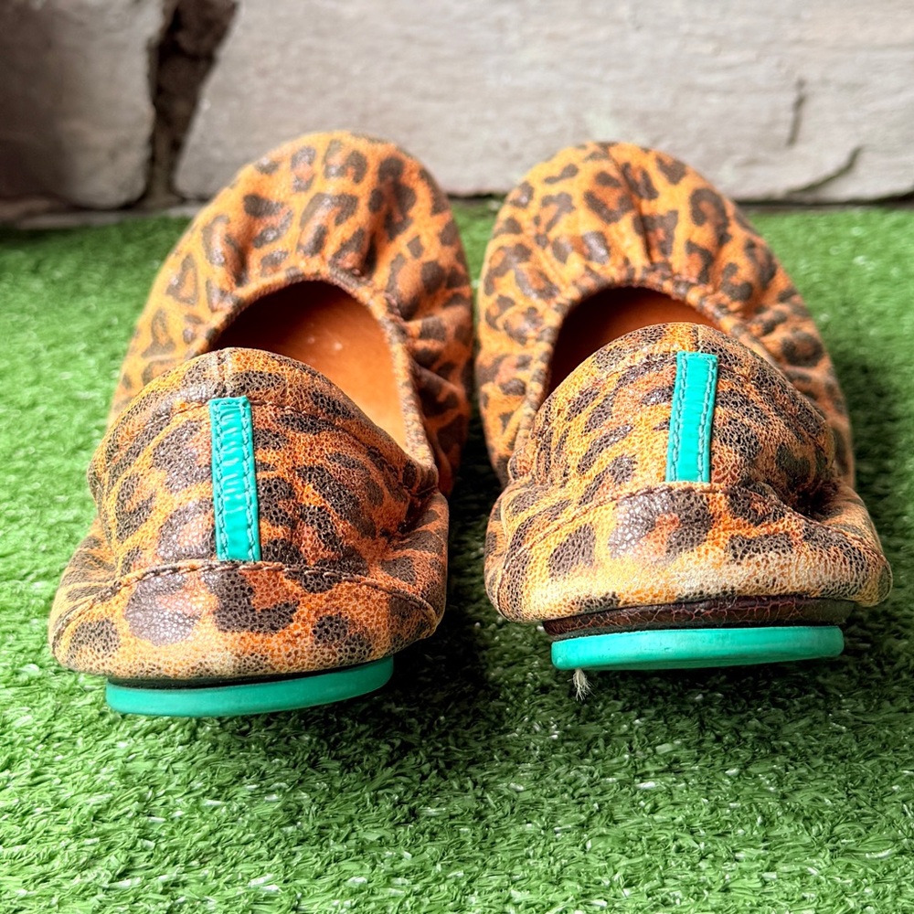 Tieks By Gavrieli Leopard Print Leather Women’s Flat Shoes - Picture 7 of 11